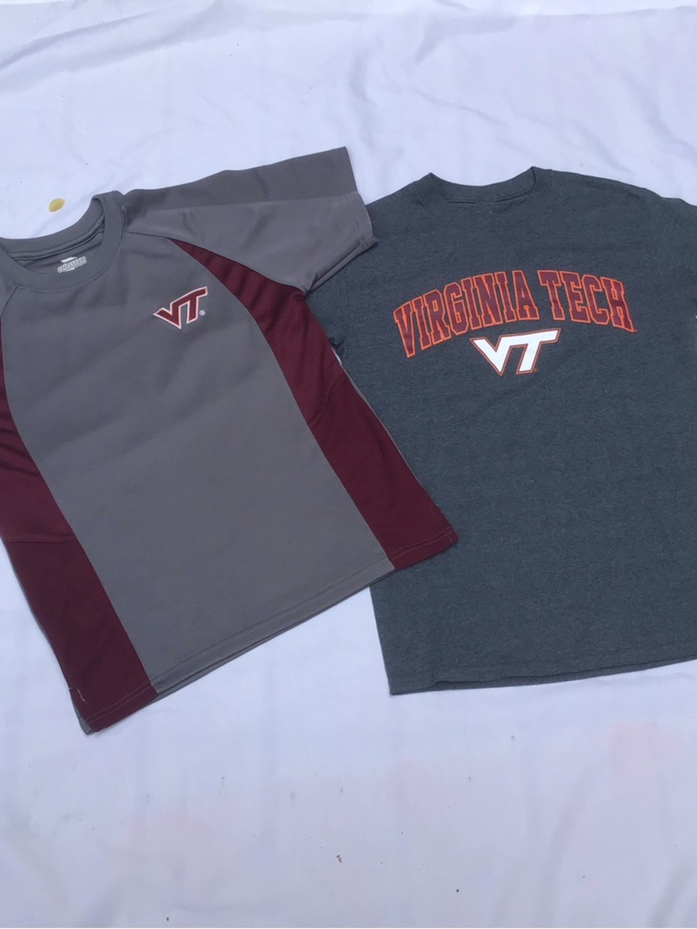 Two Men’s VT Hokies Tops Size Small In EUC! - Picture 13 of 16